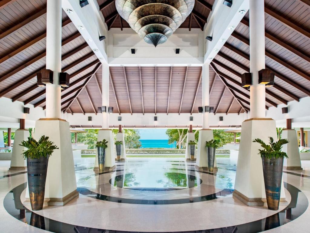 منتجع دوست ثاني كرابي بيتش  Dusit Thani Krabi Beach Resort