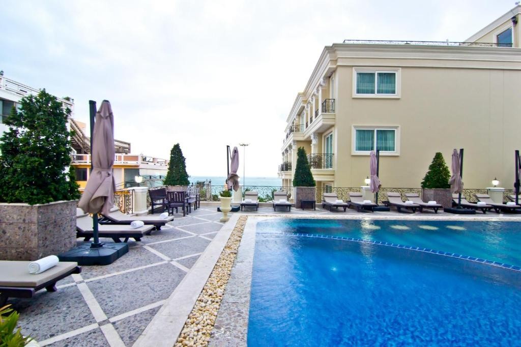 فندق إل.كيه ذا إمبريس باتايا تايلاند - Hotel Lk The Empress Pattaya Thailand