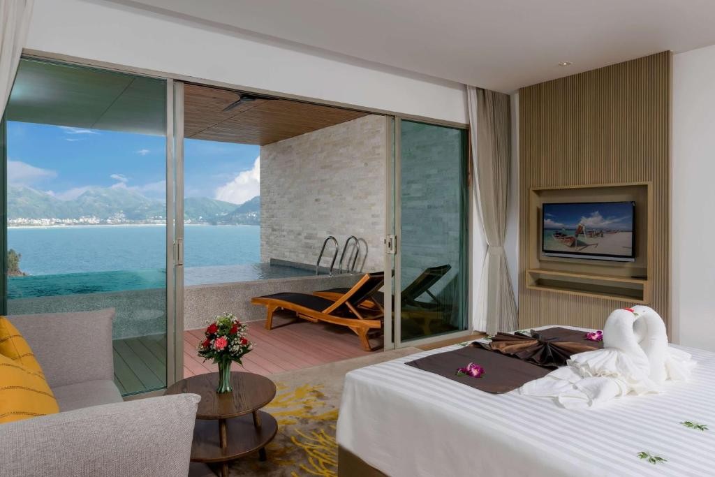 Wyndham Grand Phuket Kalim Bay