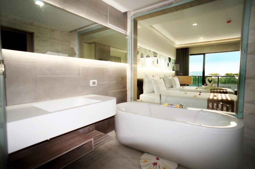 فندق باتايا ديسكفري بيتش تايلاند Pattaya Discovery Beach Hotel Thailand