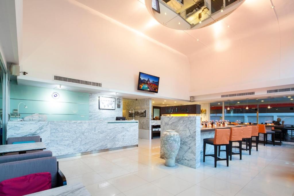 فندق سولو، سوخومفيت 2، بانكوك Hotel Solo, Sukhumvit 2, Bangkok