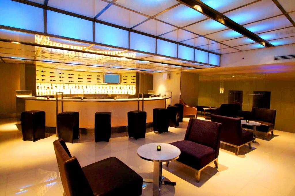 فندق باتموان برنسيس في بانكوك  Pathumwan Princess Hotel