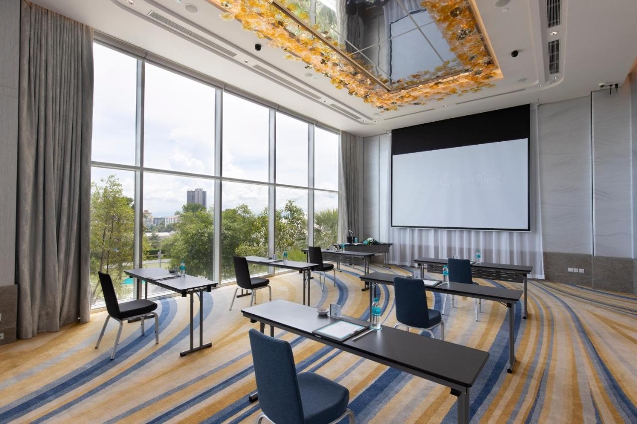 فندق جراند سنتر بوينت بتايا تايلاند Grand Center Point Hotel Thailand