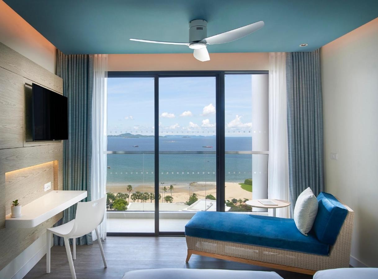 فندق اوزونورث باتايا تايلاند OZO North Pattaya hotel Thailand