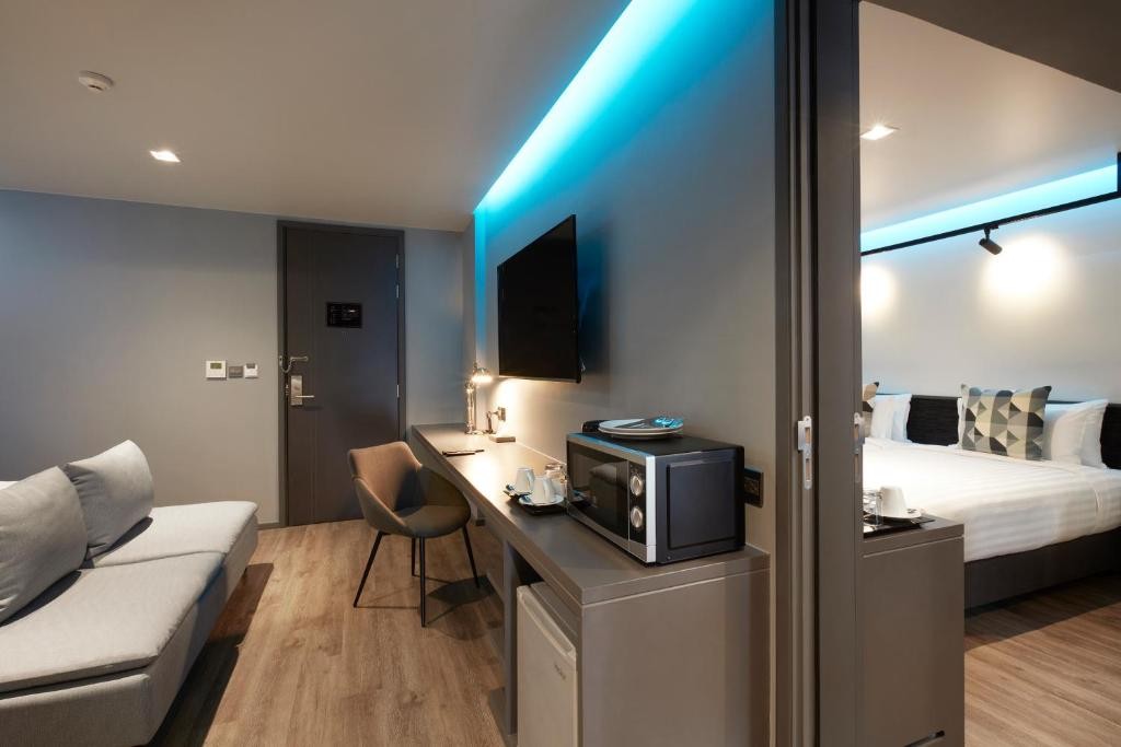 فندق ذا كوارتر سيلوم باي يو إتش جي  The Quarter Silom by UHG Hotel