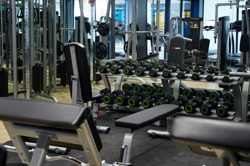 فندق ذا كوارتر سيلوم باي يو إتش جي  The Quarter Silom by UHG Hotel