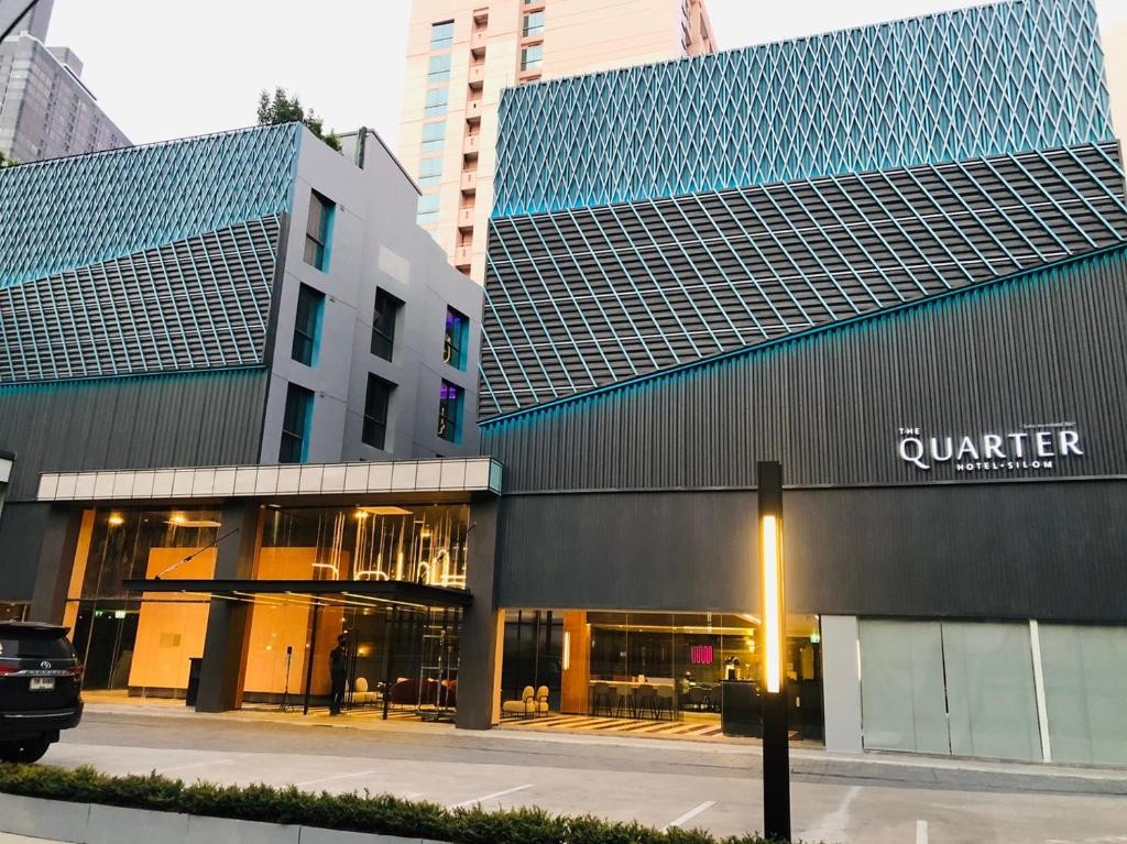 فندق ذا كوارتر سيلوم باي يو إتش جي  The Quarter Silom by UHG Hotel