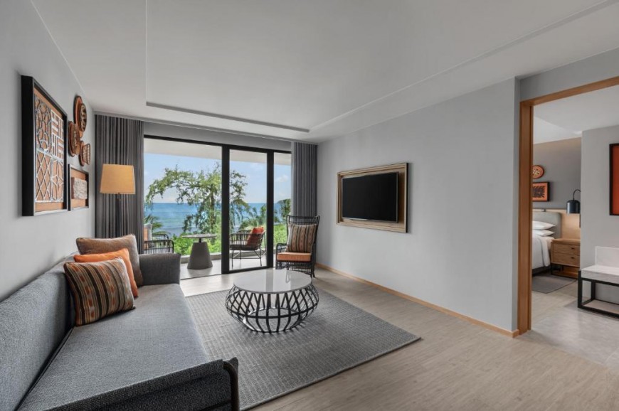 Four Points by Sheraton Phuket Patong Beach Resort