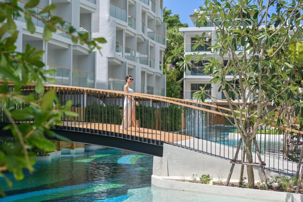 منتجع أندامان إمبريس باتونغ بوكيت   Andaman Embrace Patong Phuket