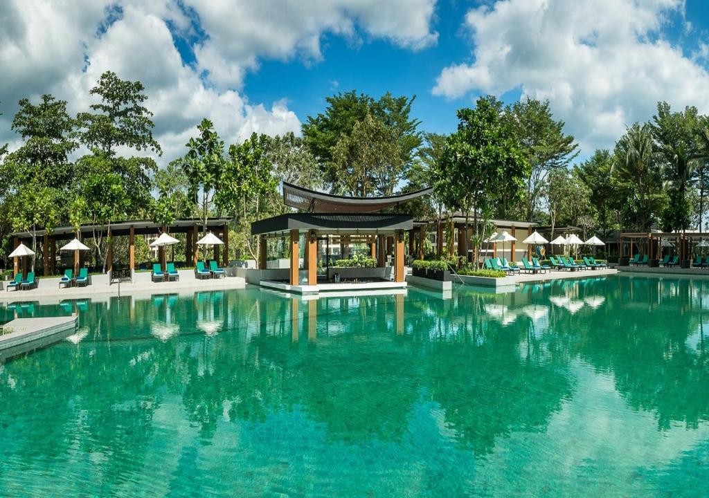 منتجع دوست ثاني كرابي بيتش  Dusit Thani Krabi Beach Resort