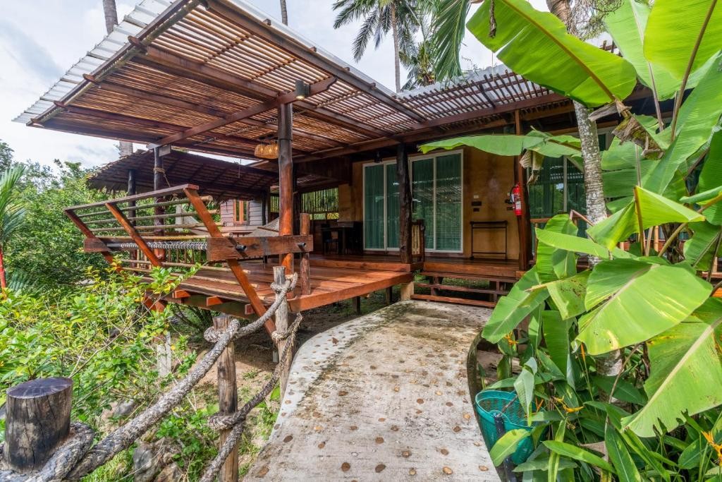 منتجع بان سيناي كرابي  Ban Sainai Resort Aonang, Krabi