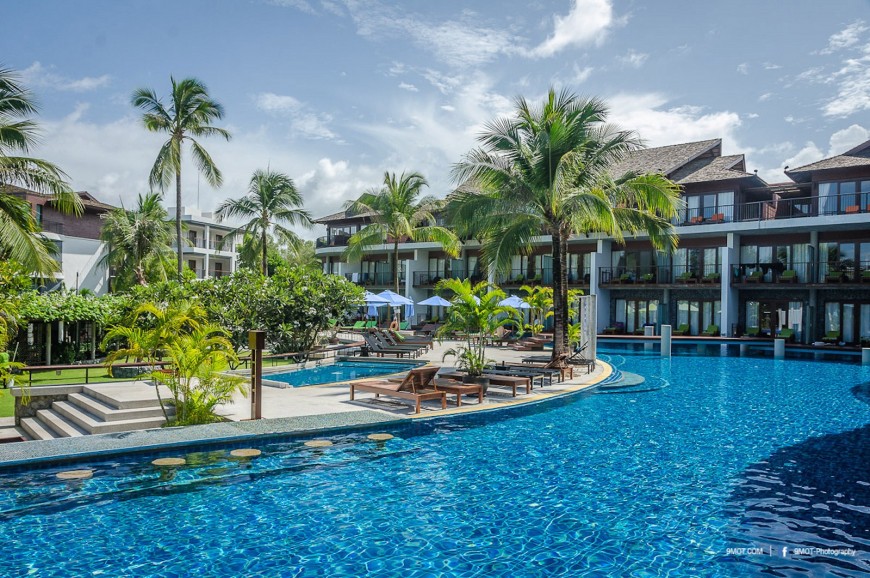 Holiday Ao Nang Beach Resort