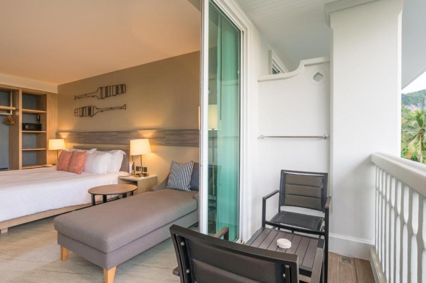 Centara Ao Nang Beach Resort & Spa Krabi