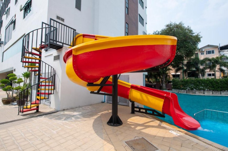 Pattaya Discovery Beach Hotel