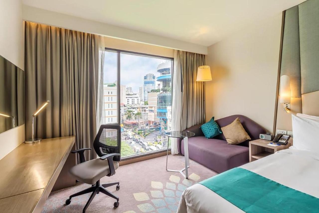  Holiday Inn Express Bangkok Sukhumvit 11