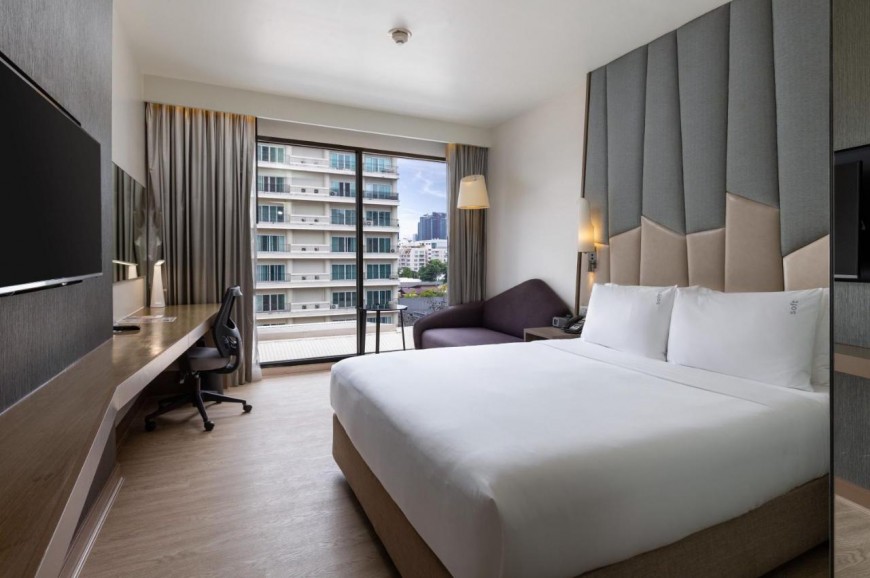 Holiday Inn Express Bangkok Sukhumvit 11