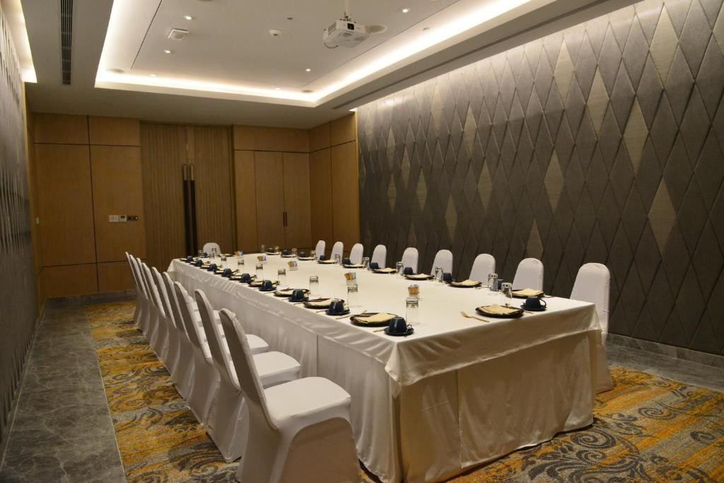 فندق ومنتجع إنتركونتيننتال بوكيت تايلاند InterContinental Phuket Resort Thailand