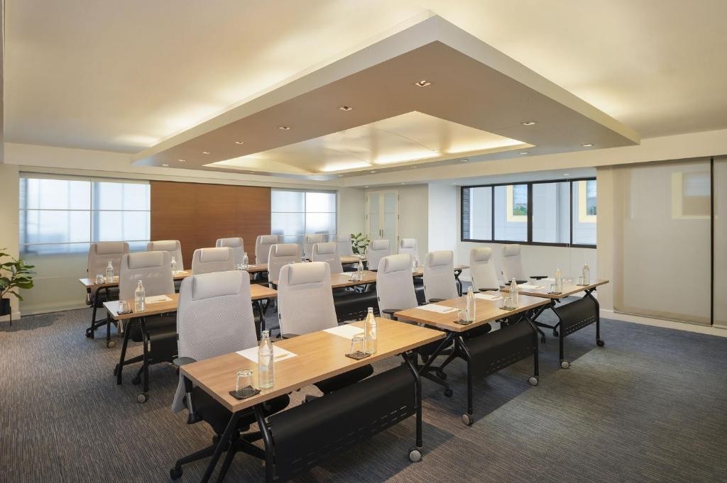 فندق بارك رويال سويتس بانكوك parkroyal suites Bangkok