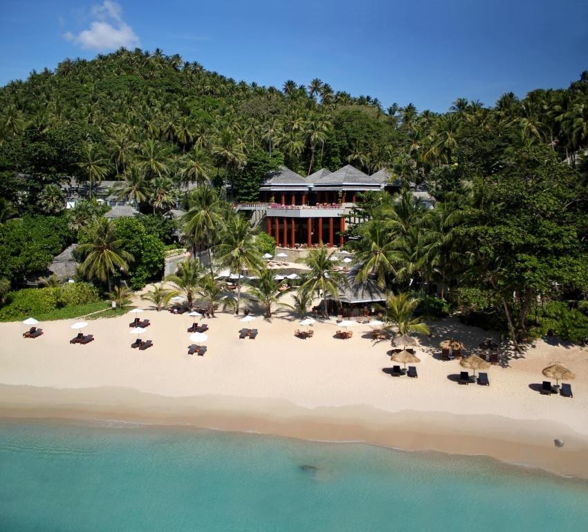 منتجع ذا سورين بوكيت The Surin Phuket