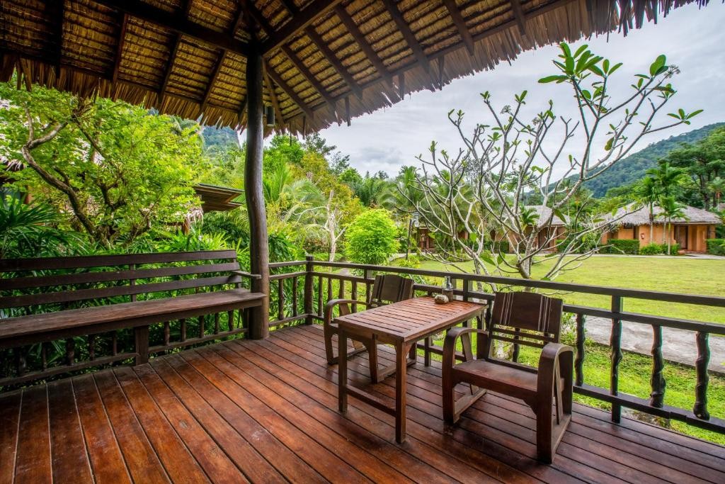 منتجع بان سيناي كرابي  Ban Sainai Resort Aonang, Krabi