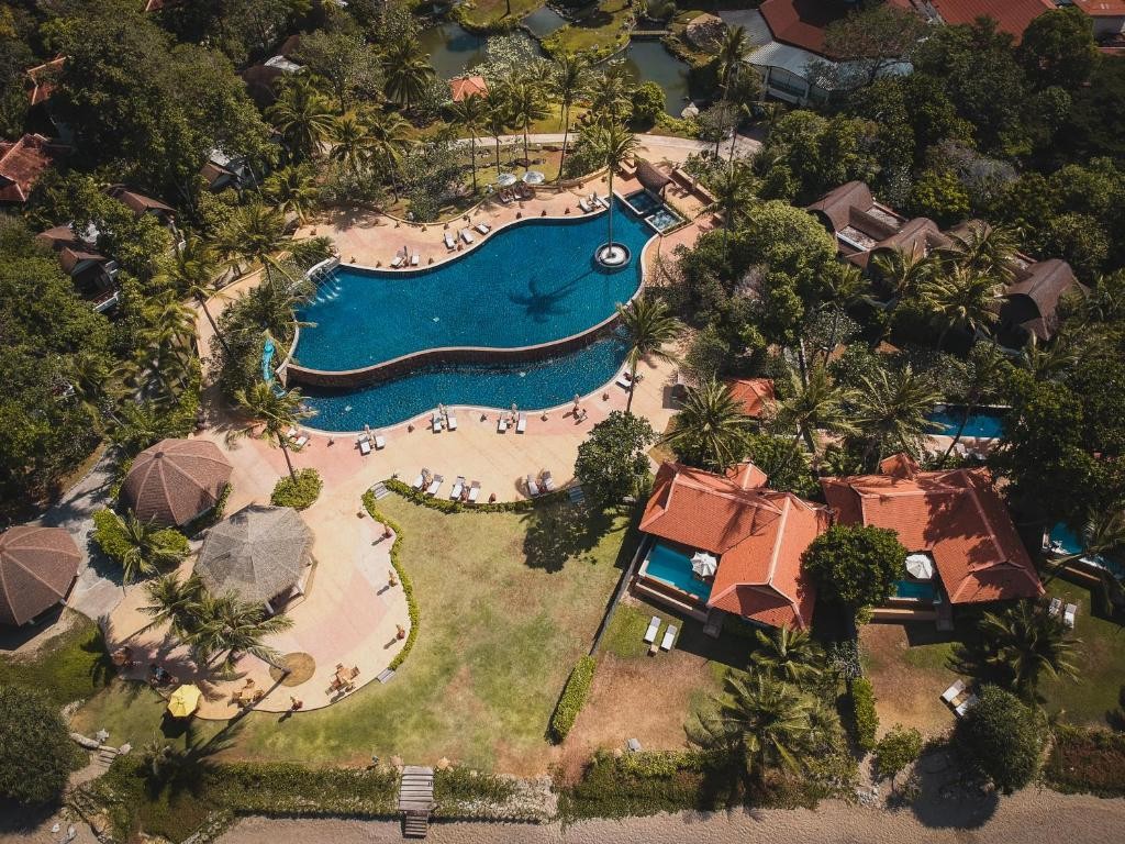 Rawi Warin Resort & Spa