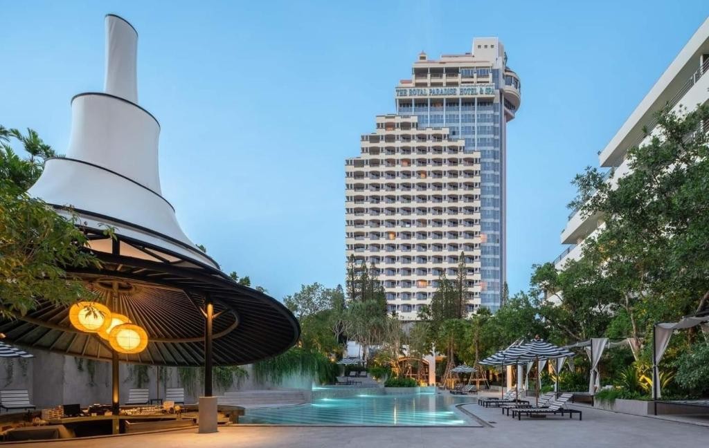 فندق وسبا ذا رويال بارادايس بوكيت تايلاند The Royal Paradise Hotel & Spa Phuket Thailand