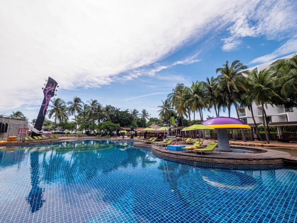 فندق هارد روك بتايا تايلاند  Hard Rock Hotel Pattaya Thailand