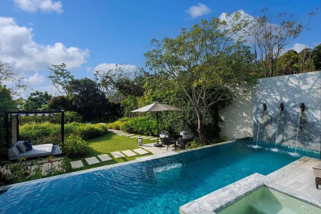 فندق بانيان تري كرابي  Banyan Tree Krabi