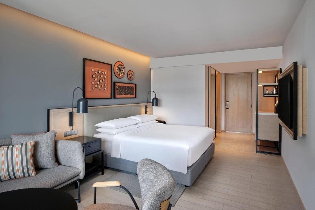 منتجع فور بوينتس باي شيراتون بوكيت باتونج بيتش تايلاند Four Points by Sheraton Phuket Patong Beach Resort