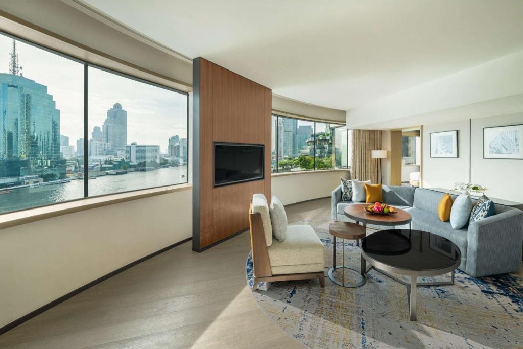 Millennium Hilton Bangkok