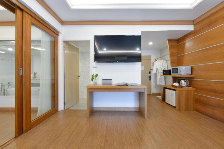 The Beverly Hotel Pattaya