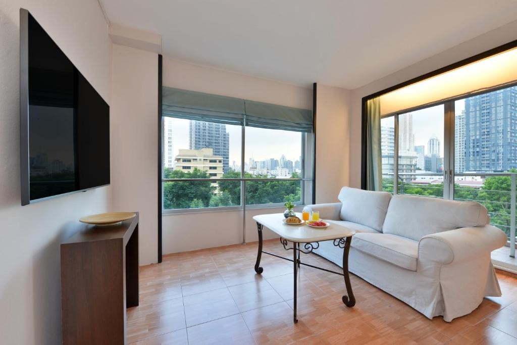 Royal View Resort Rang Nam Bangkok