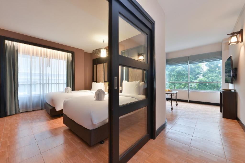 Royal View Resort Rang Nam Bangkok