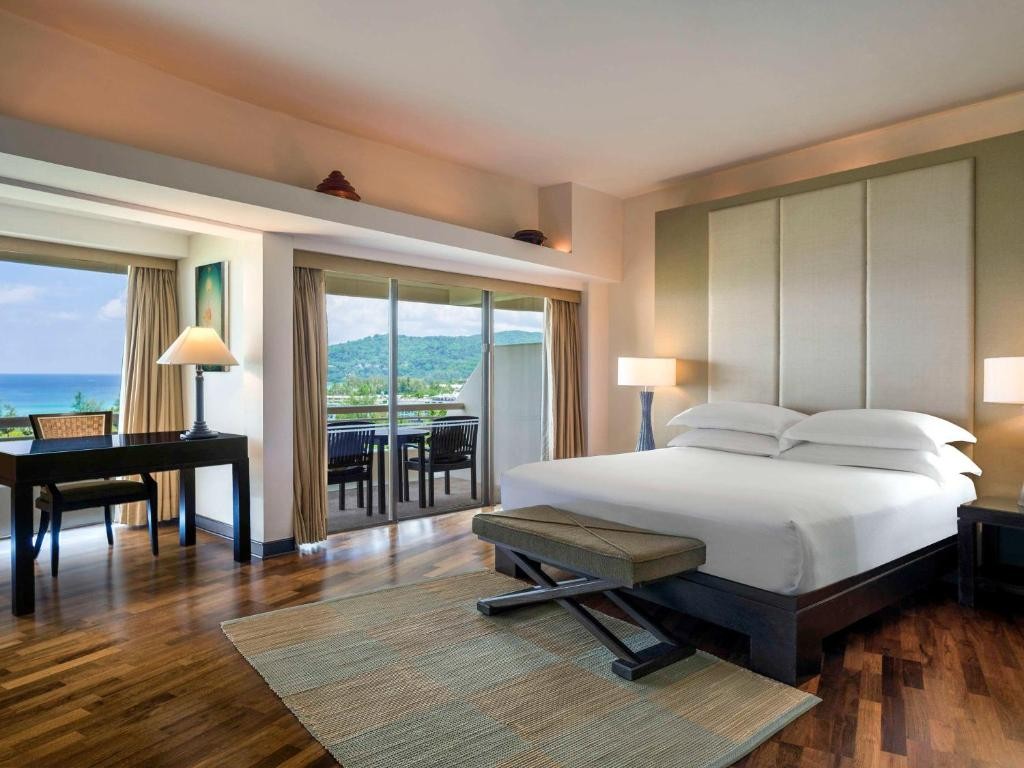 منتجع بولمان فوكيت كارون بيتش  pullman phuket karon beach resort