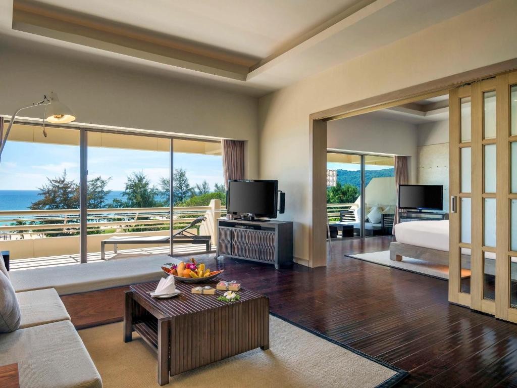 منتجع بولمان فوكيت كارون بيتش  pullman phuket karon beach resort