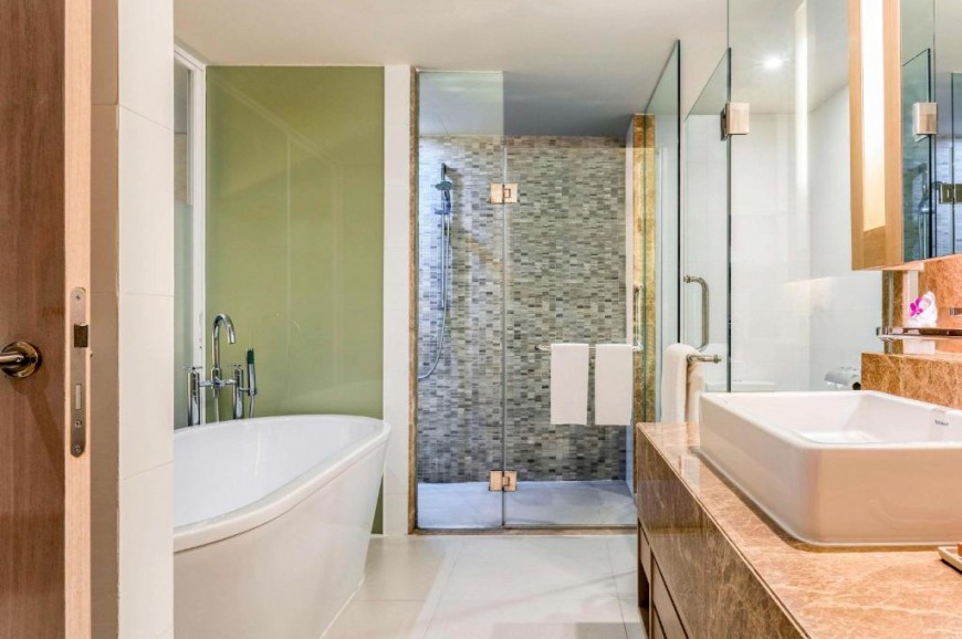 pullman phuket karon beach resort