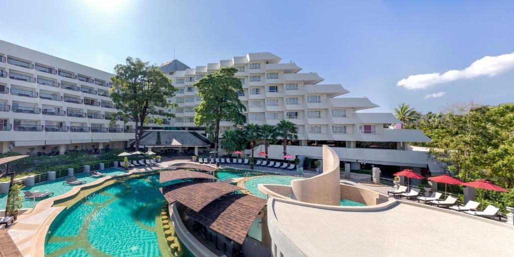 منتجع أندامان إمبريس باتونغ بوكيت   Andaman Embrace Patong Phuket