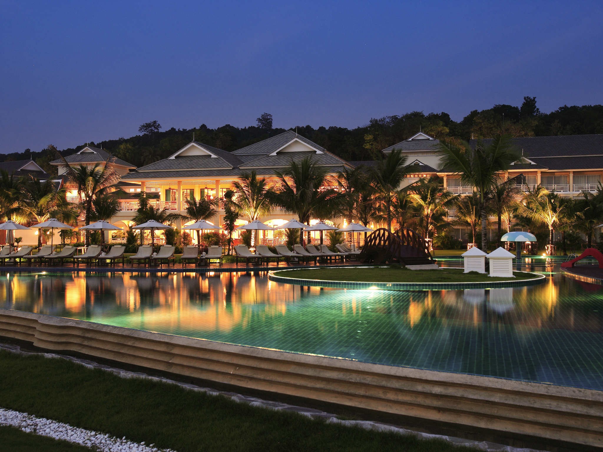  فندق سوفيتيل كرابي فوكيثرا  Sofitel Krabi Phokeethra Golf and Spa Resort