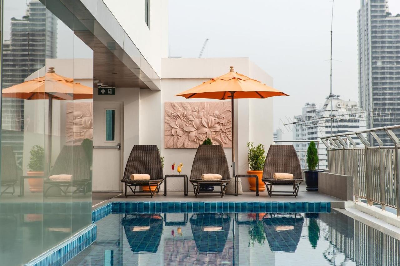 أجنحة أدلفي بانكوك تايلاند Adelphi Suites Bangkok Thailand