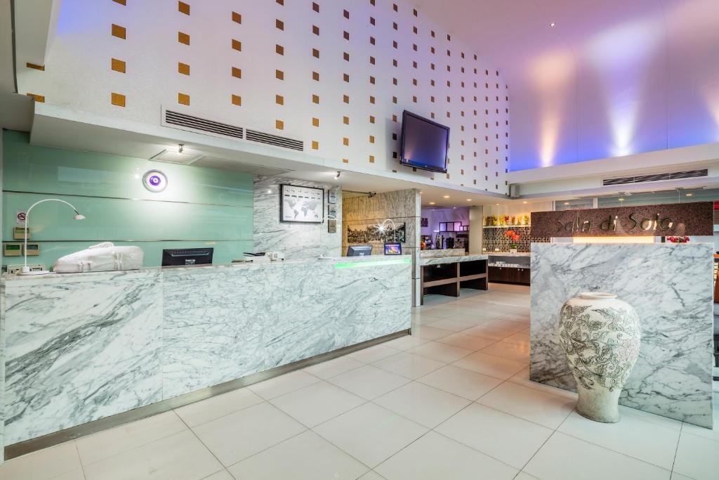فندق سولو، سوخومفيت 2، بانكوك Hotel Solo, Sukhumvit 2, Bangkok
