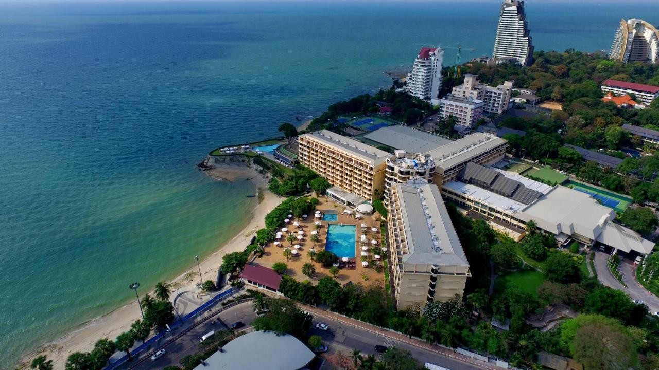 Dusit Thani Pattaya hotel Thailand