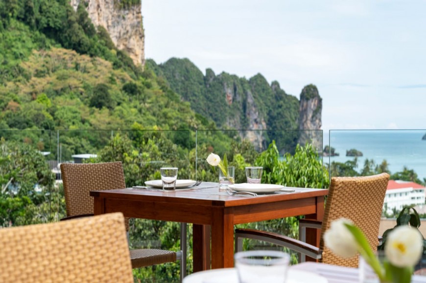 Avani Ao Nang Cliff Krabi Resort