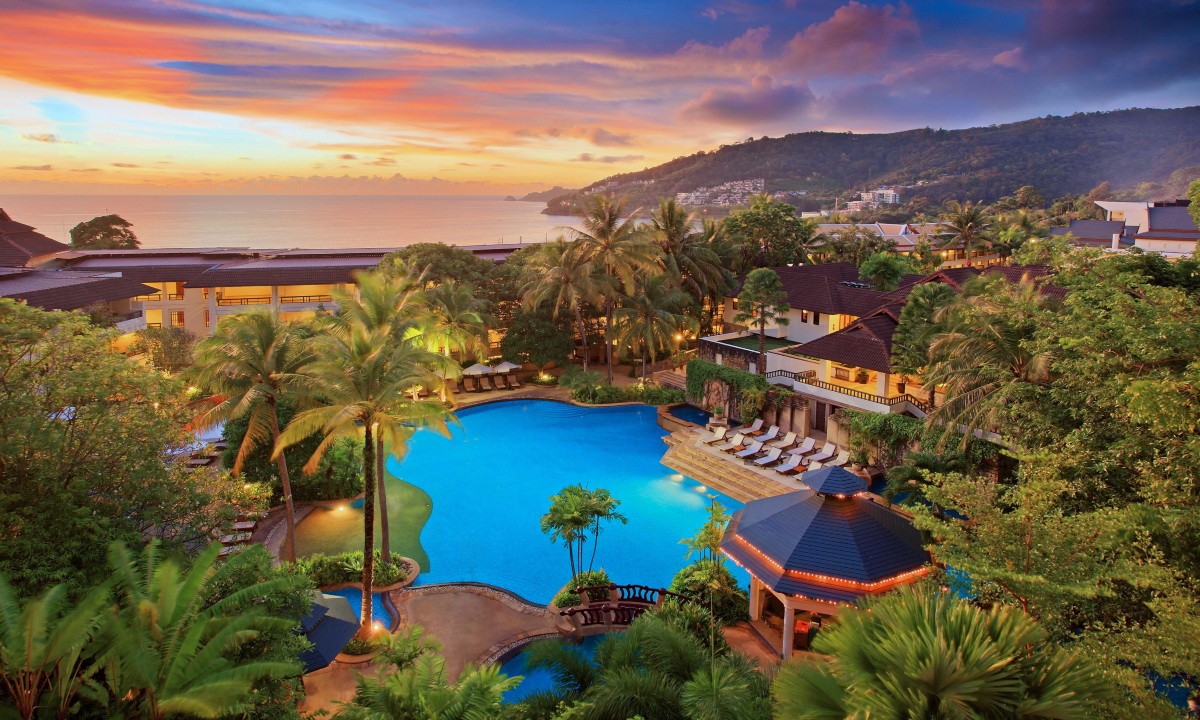 منتجع دايموند كليف بوكيت تايلاند Diamond Cliff Resort & Spa  Phuket Thailand