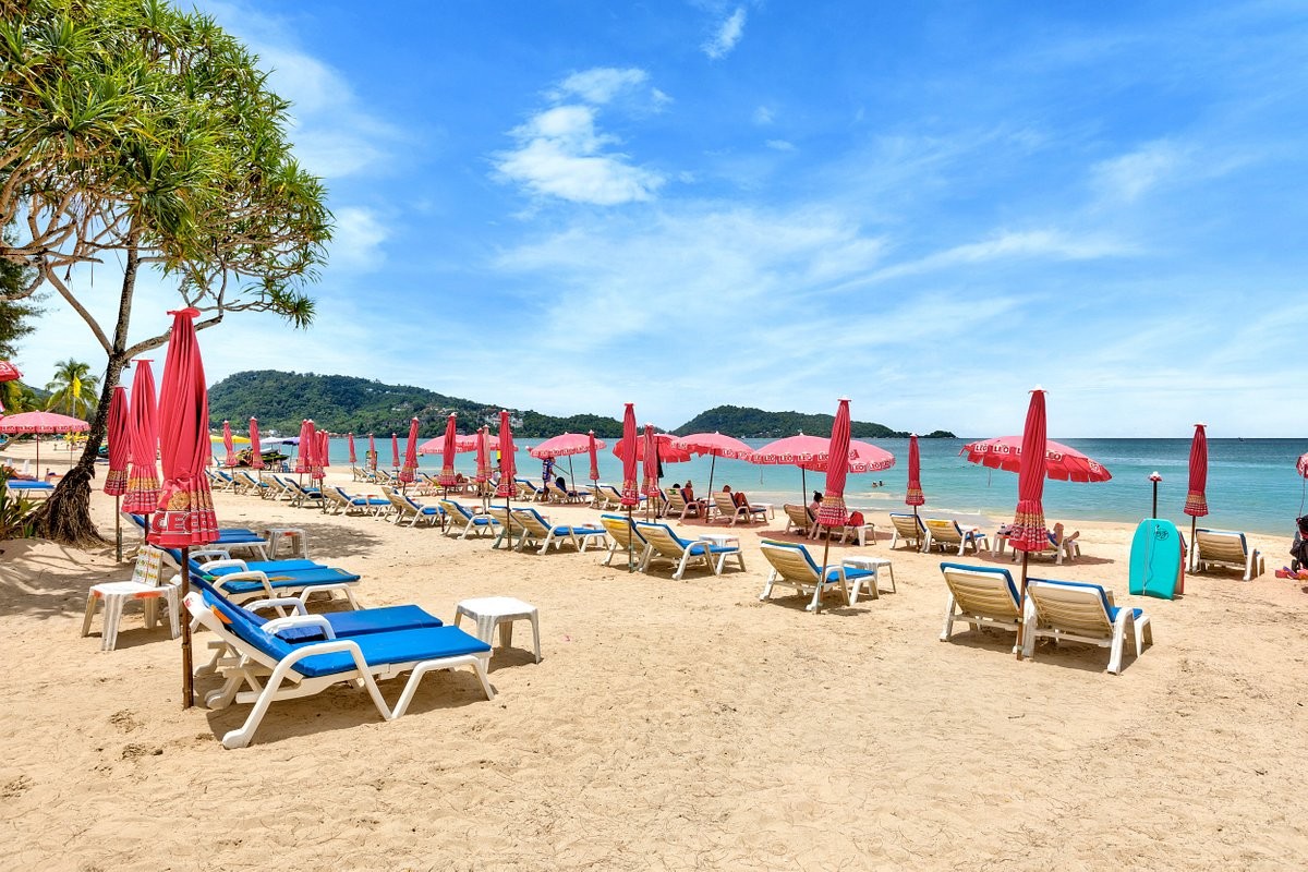 منتجع أندامان إمبريس باتونغ بوكيت   Andaman Embrace Patong Phuket