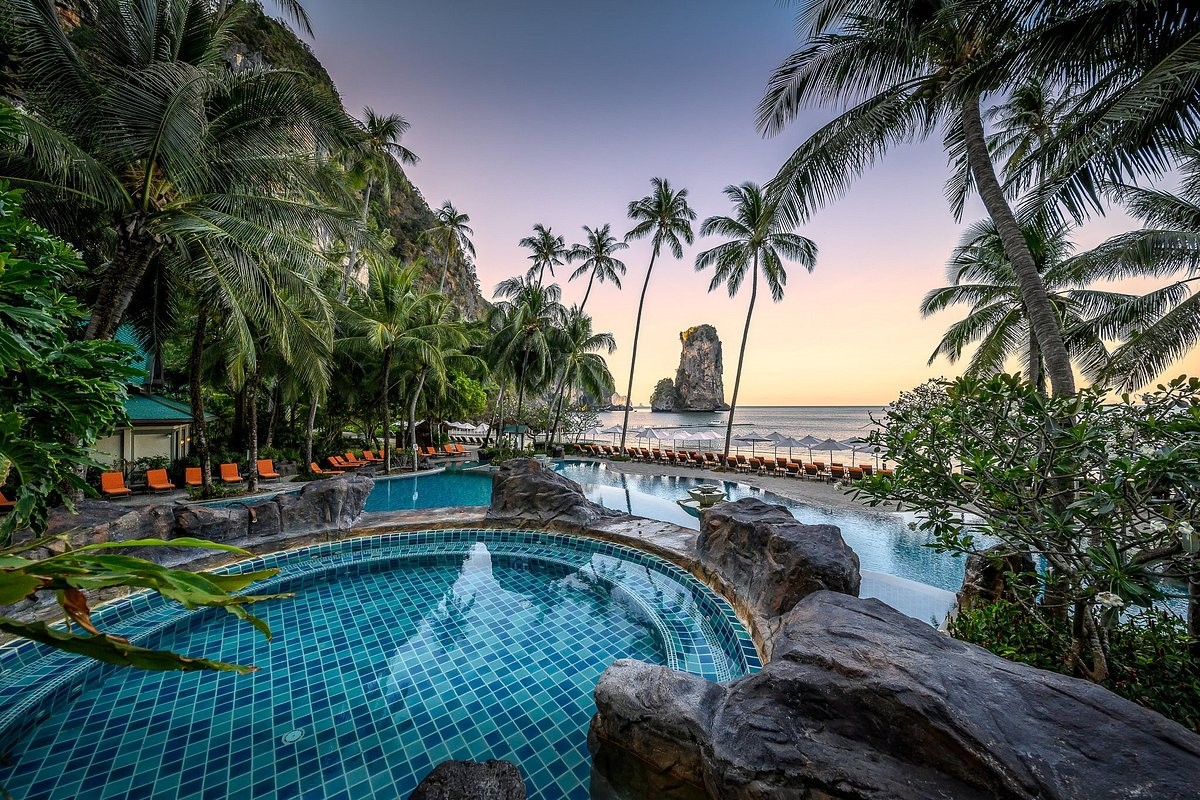منتجع وفيلات سنتارا غراند بيتش كرابي  Centara Grand Beach Resort & Villas Krabi