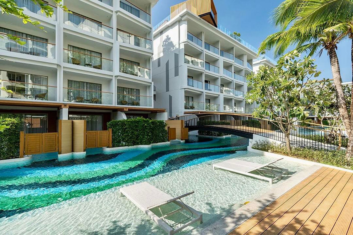 منتجع أندامان إمبريس باتونغ بوكيت   Andaman Embrace Patong Phuket