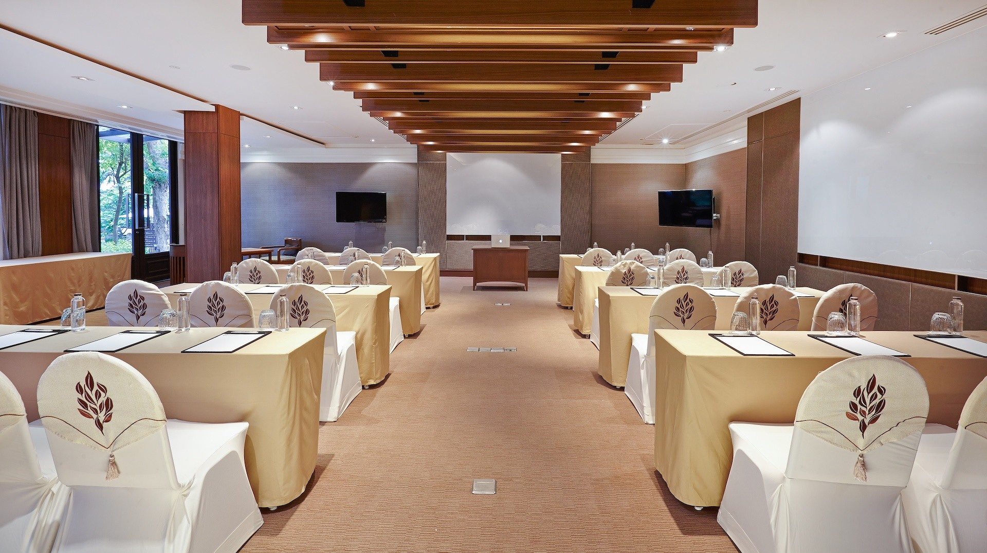 فندق ومنتجع وودلاندز بتايا  تايلاند Woodlands Hotel and Resort Pattaya Thailand