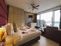 Deluxe Double Room with Spa Bath