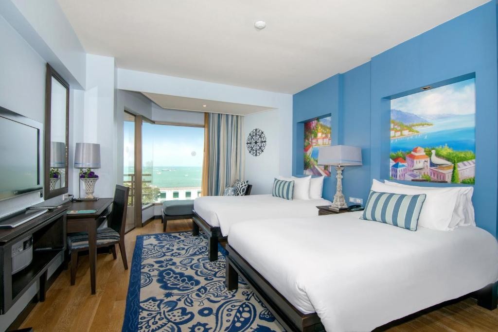 Deluxe Double or Twin Room with Ocean View