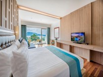 Super Deluxe  Double or Twin Room with Sea View